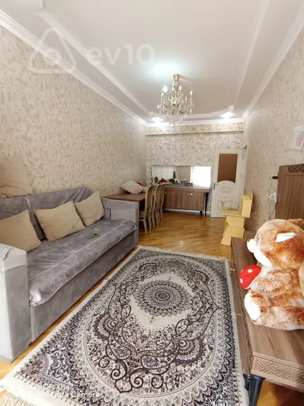 Kirayə verilir 2 otaqlı yeni tikili 65 m²