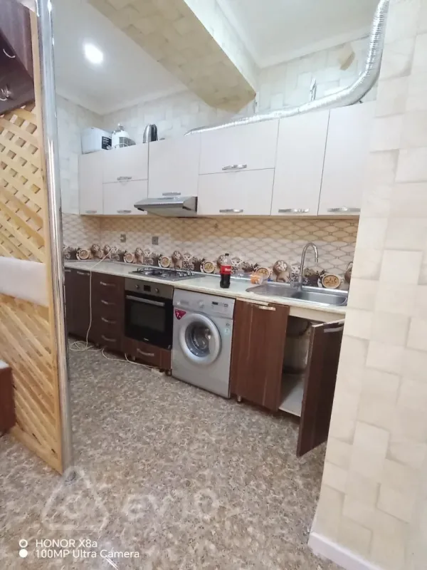 Kirayə verilir 2 otaqlı yeni tikili 65 m²