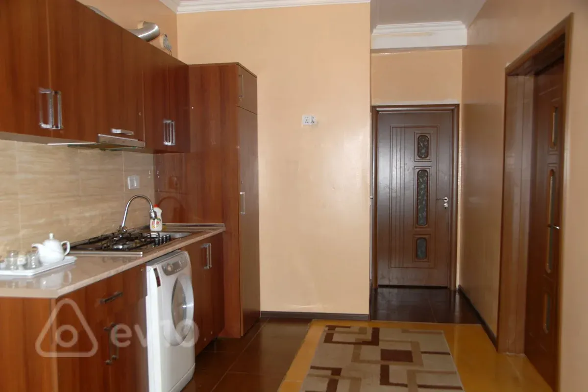 Kirayə verilir 3 otaqlı yeni tikili 100 m²