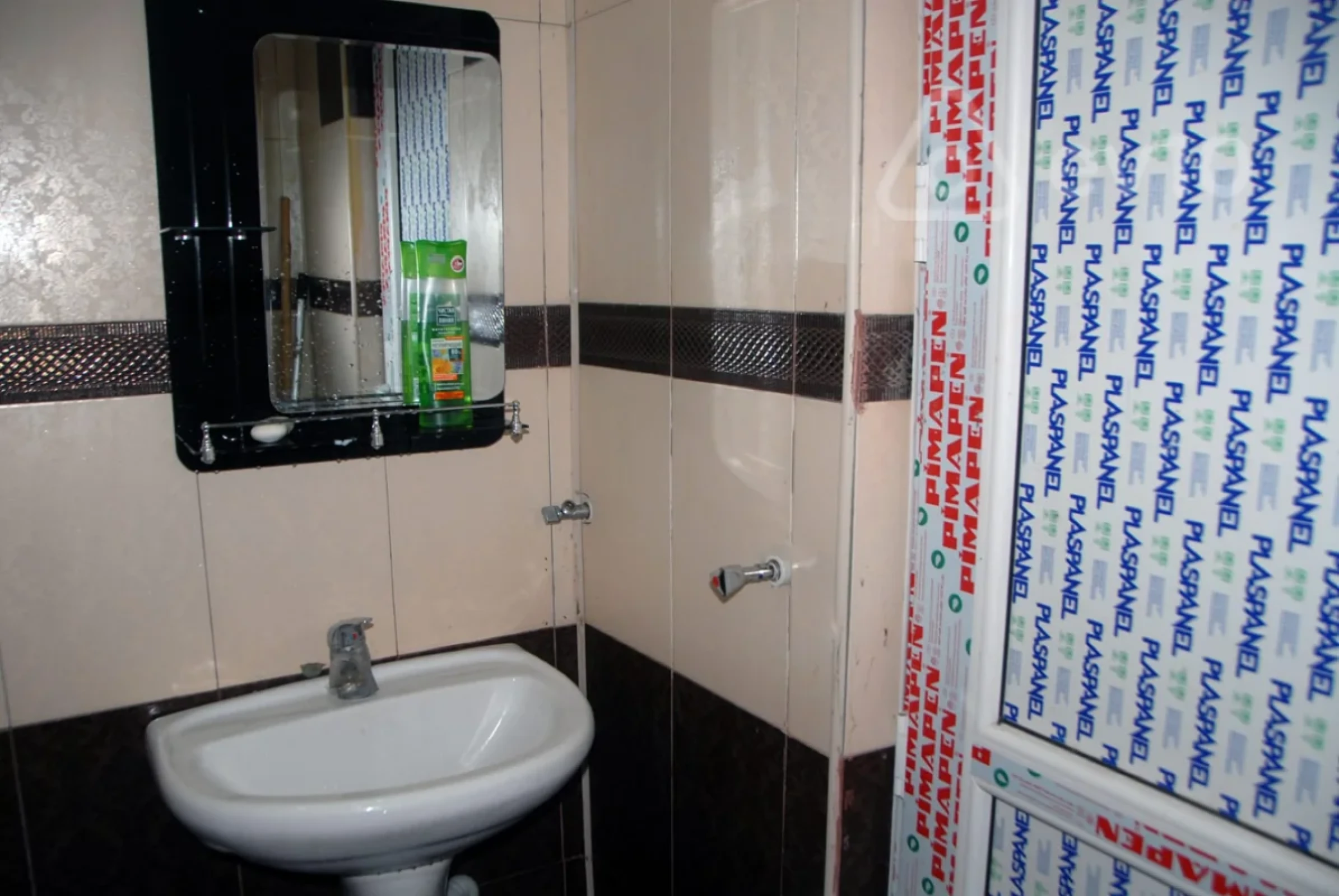 Kirayə verilir 3 otaqlı yeni tikili 100 m²