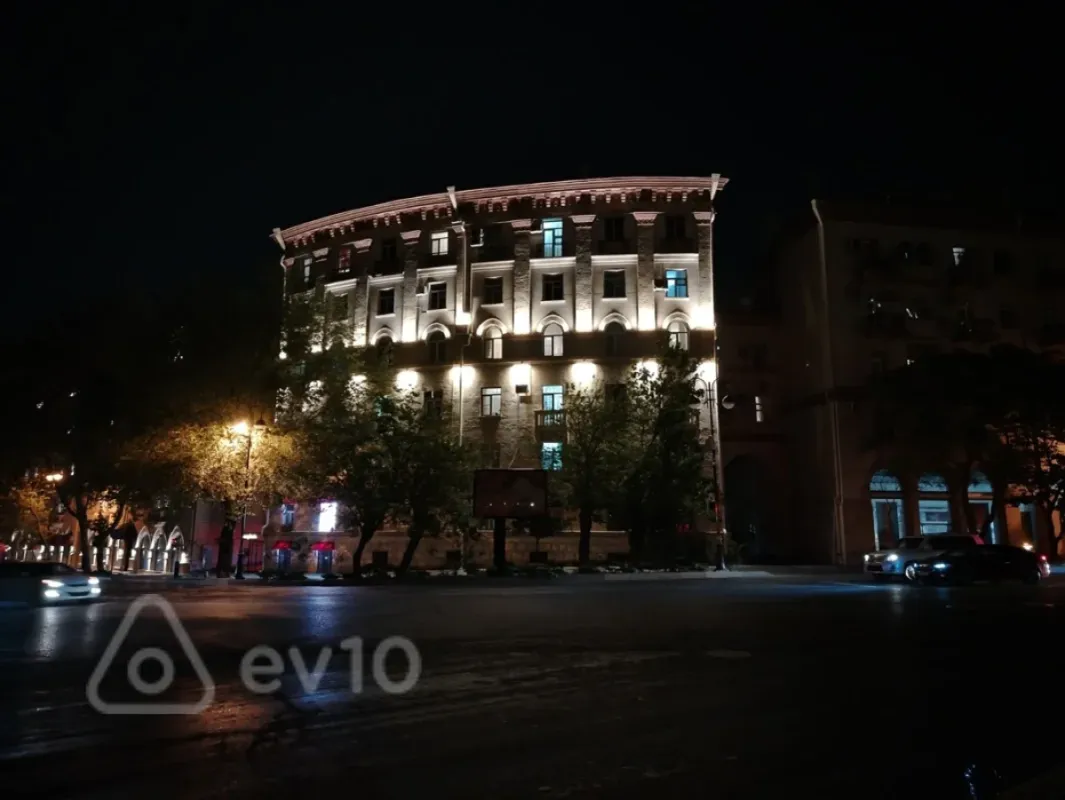 Kirayə verilir 2 otaqlı köhnə tikili 46 m²