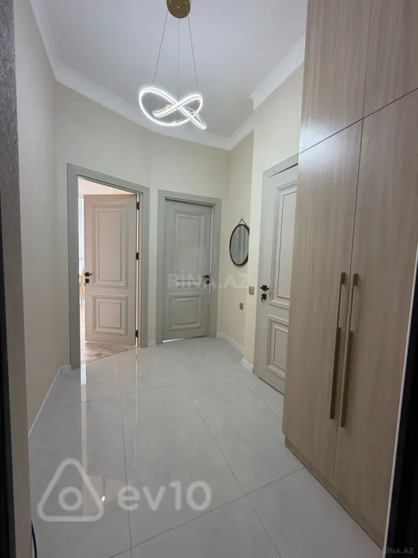 Kirayə verilir 2 otaqlı yeni tikili 95 m²