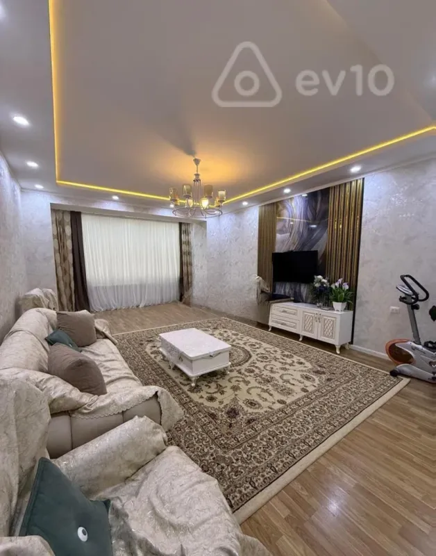 Satılır 3 otaqlı yeni tikili 140 m²