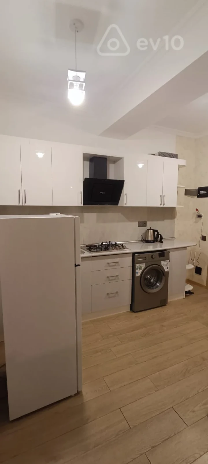 Kirayə verilir 2 otaqlı yeni tikili 55 m²