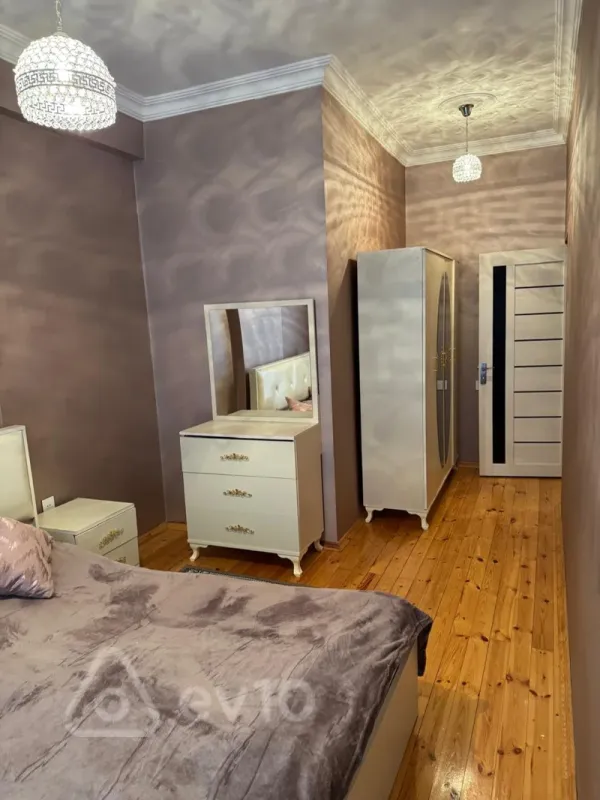 Kirayə verilir 2 otaqlı yeni tikili 90 m²