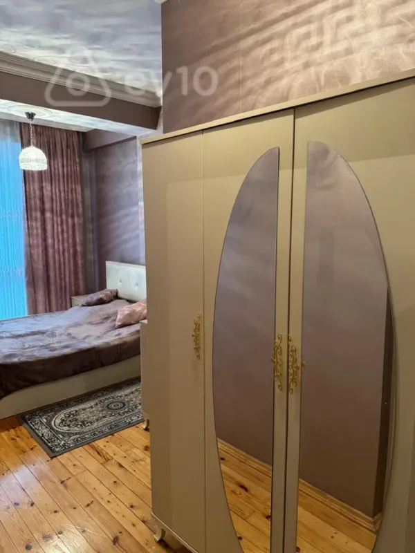 Kirayə verilir 2 otaqlı yeni tikili 90 m²