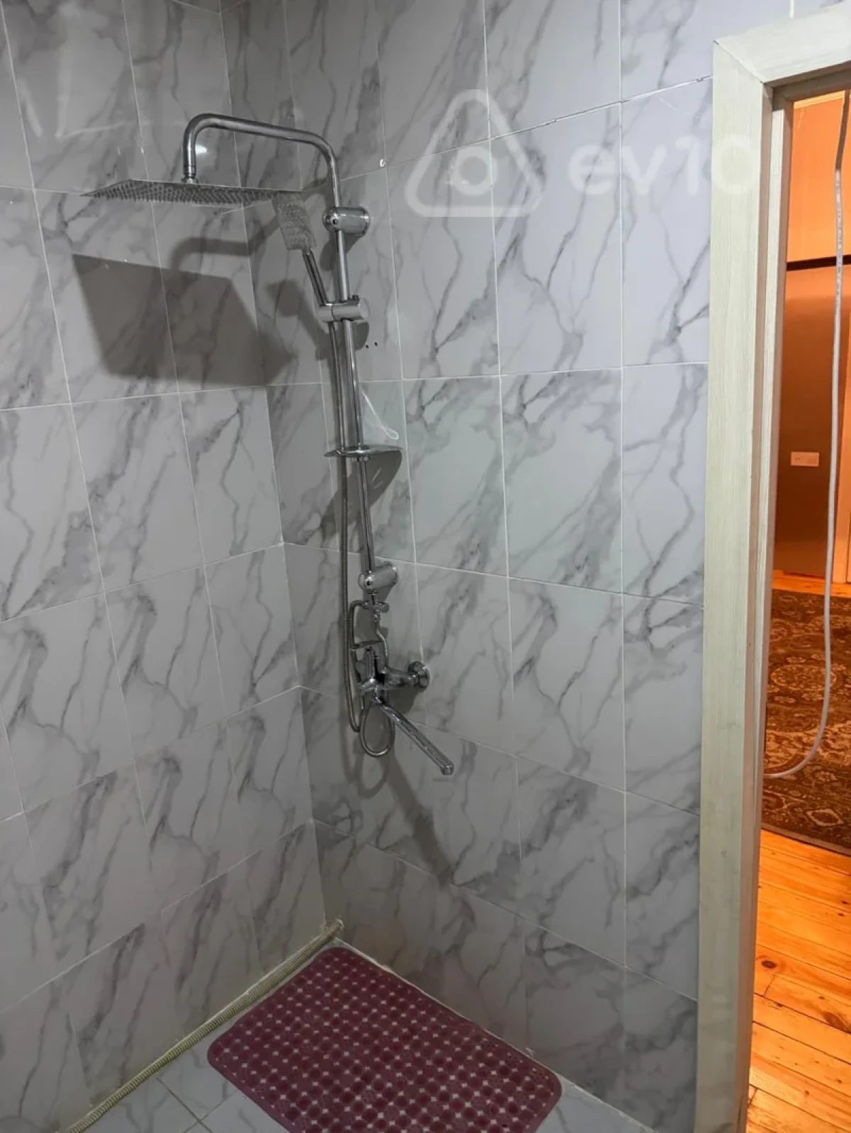 Kirayə verilir 2 otaqlı yeni tikili 90 m²