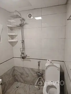 Kirayə verilir 2 otaqlı köhnə tikili 55 m²