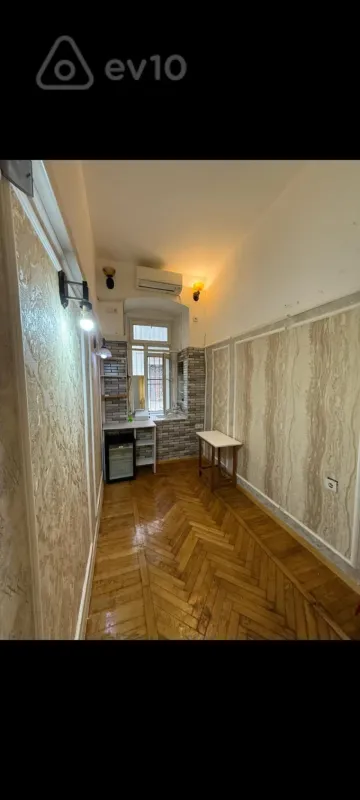 Kirayə verilir 1 otaqlı köhnə tikili 15 m²