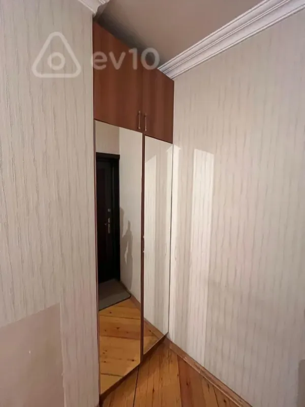 Kirayə verilir 2 otaqlı yeni tikili 68 m²