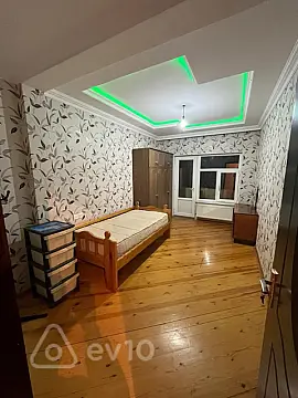 Kirayə verilir 2 otaqlı yeni tikili 68 m²