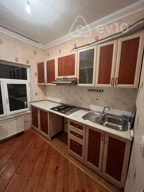 Kirayə verilir 2 otaqlı yeni tikili 68 m²