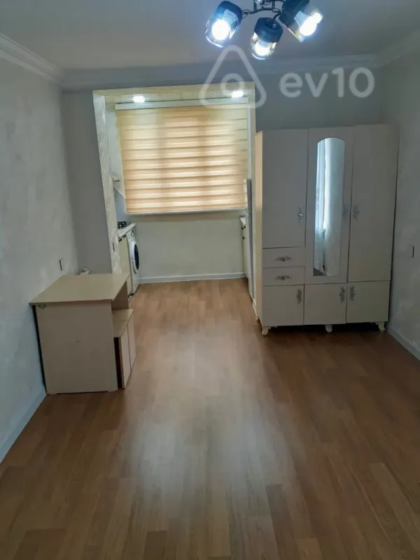 Satılır 2 otaqlı köhnə tikili 36 m²