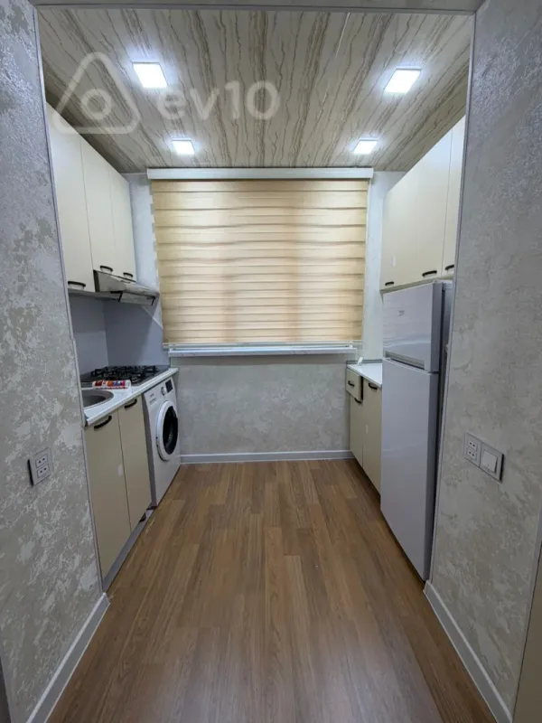 Satılır 2 otaqlı köhnə tikili 36 m²