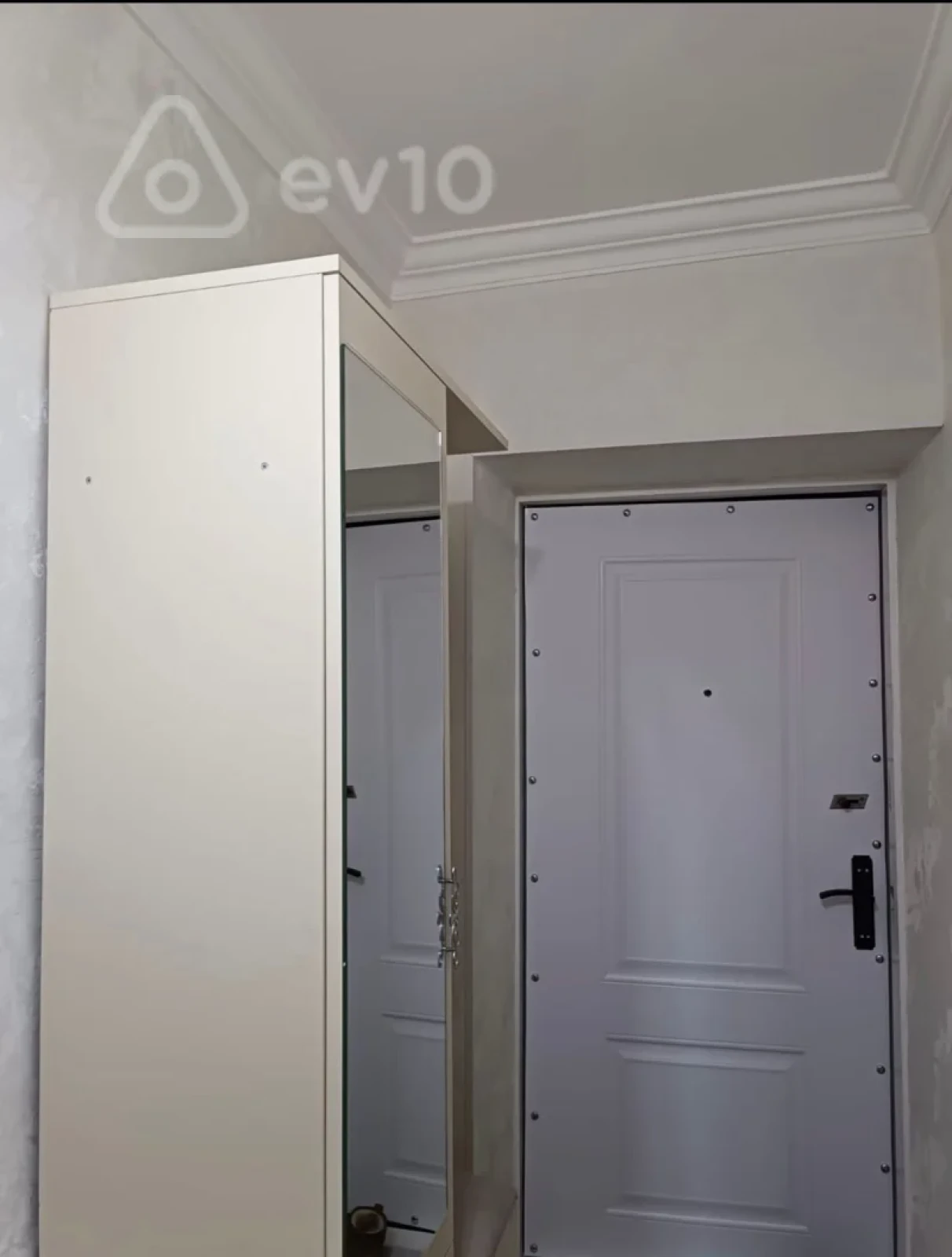 Satılır 2 otaqlı köhnə tikili 36 m²