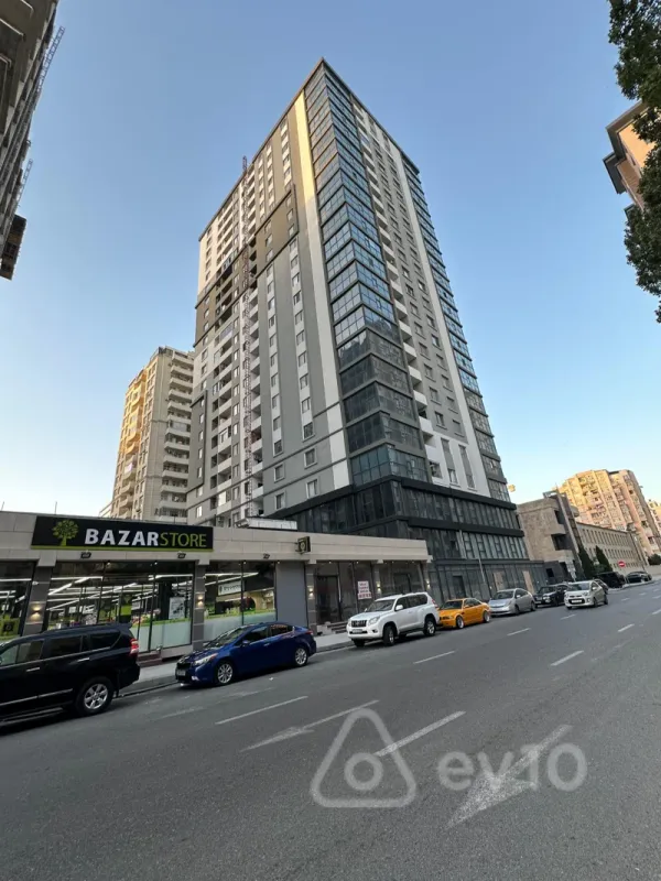 Satılır 4 otaqlı yeni tikili 186 m²