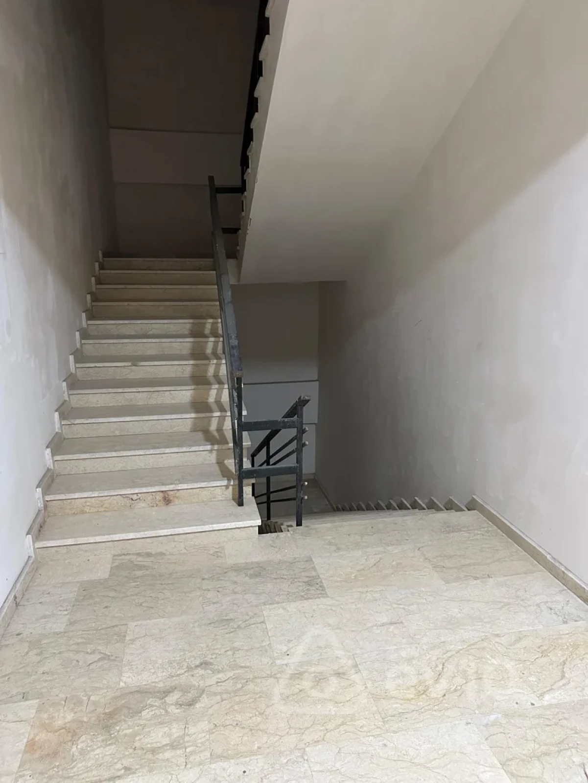 Satılır 4 otaqlı yeni tikili 186 m²