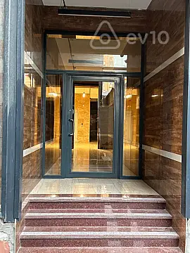 Satılır 4 otaqlı yeni tikili 186 m²
