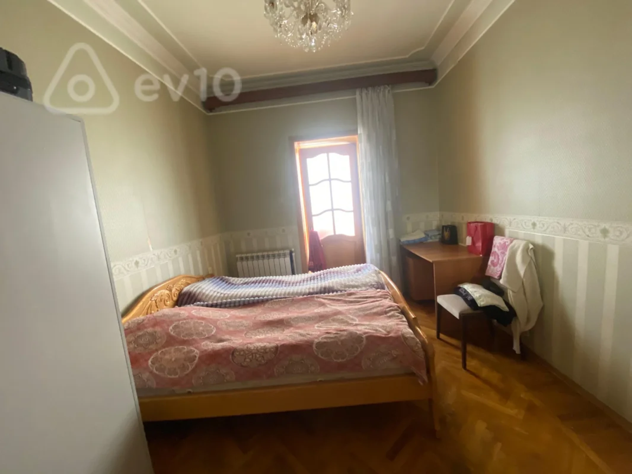 Kirayə verilir 2 otaqlı köhnə tikili 80 m²