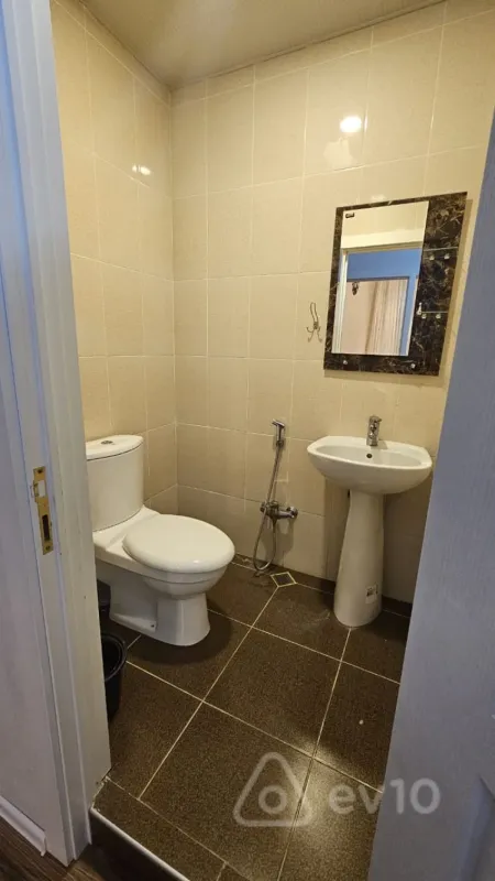 Kirayə verilir 3 otaqlı yeni tikili 80 m²