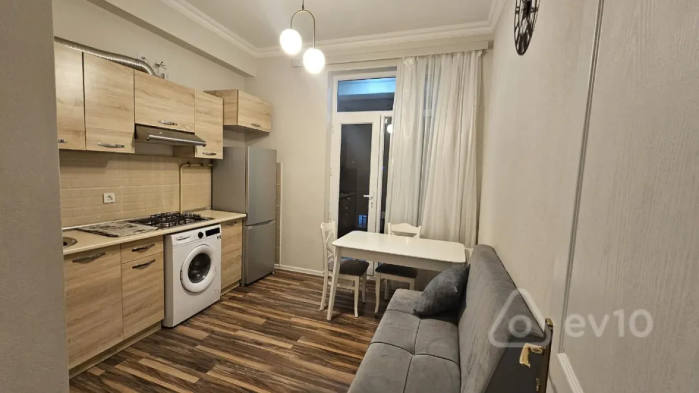 Kirayə verilir 3 otaqlı yeni tikili 80 m²