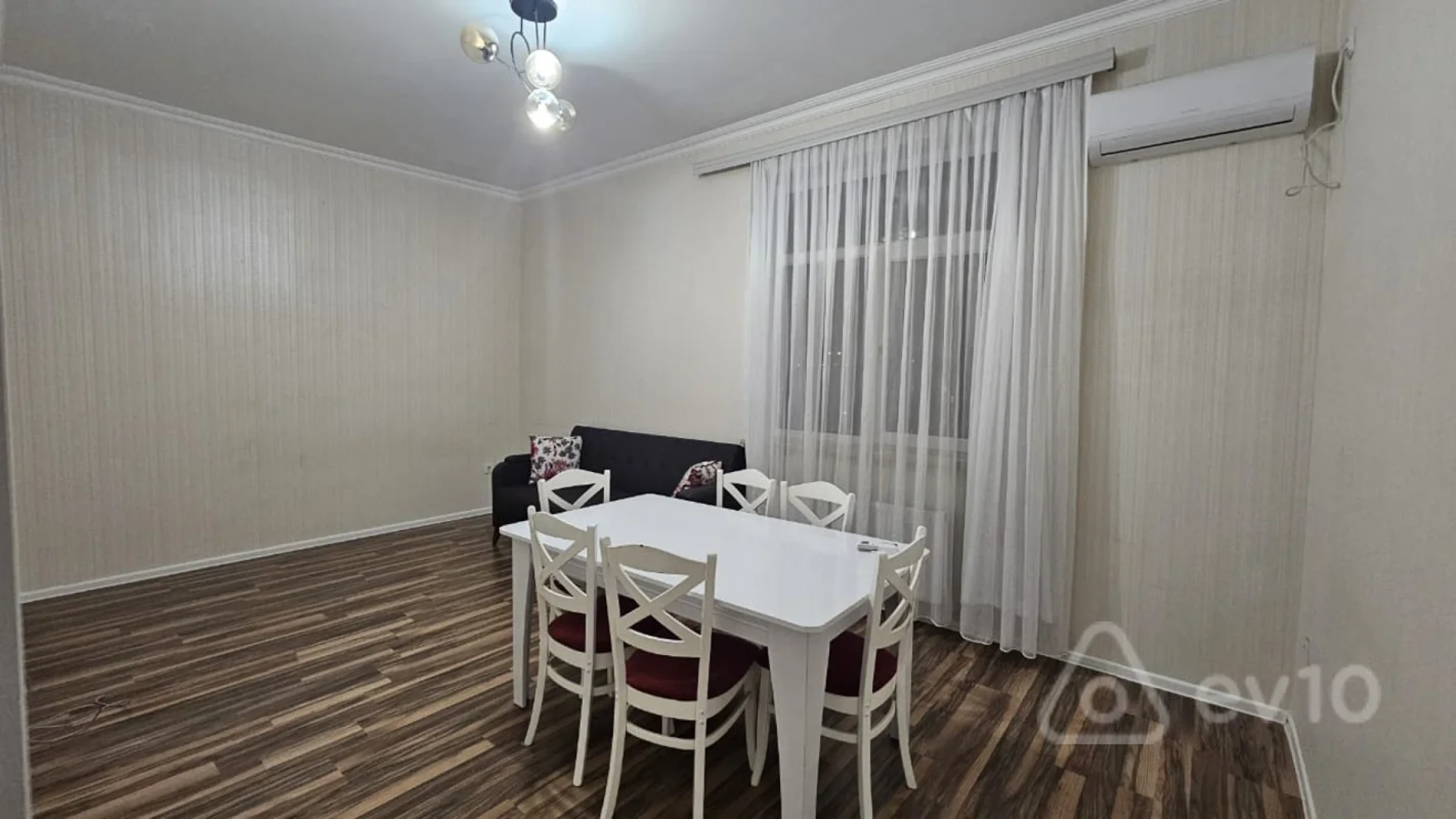 Kirayə verilir 3 otaqlı yeni tikili 80 m²