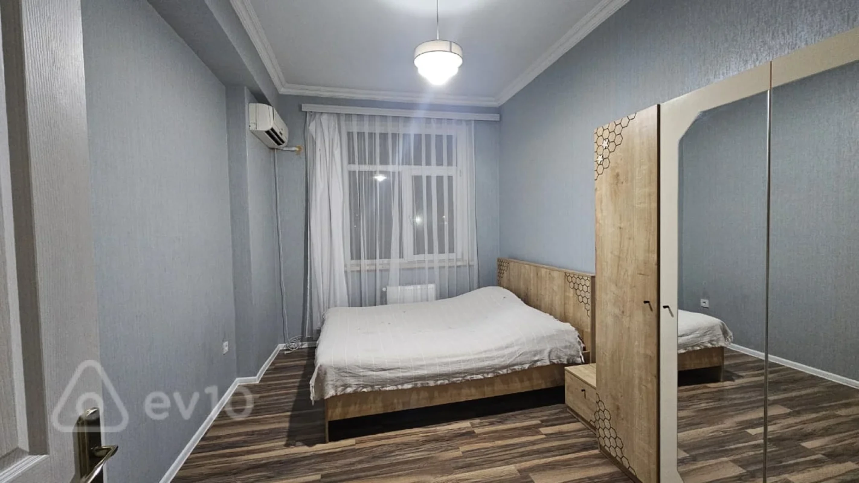 Kirayə verilir 3 otaqlı yeni tikili 80 m²