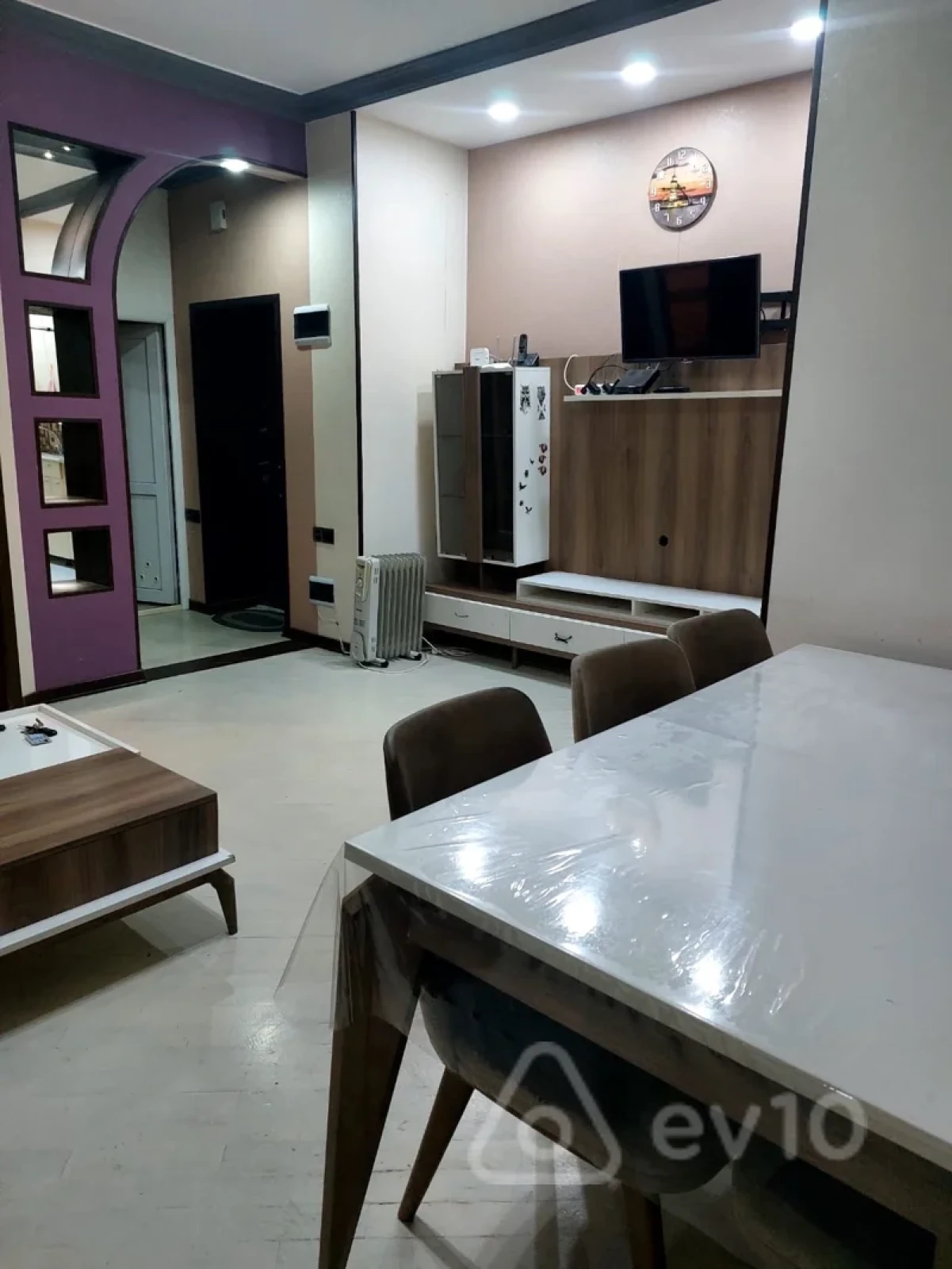 Kirayə verilir 2 otaqlı köhnə tikili 50 m²