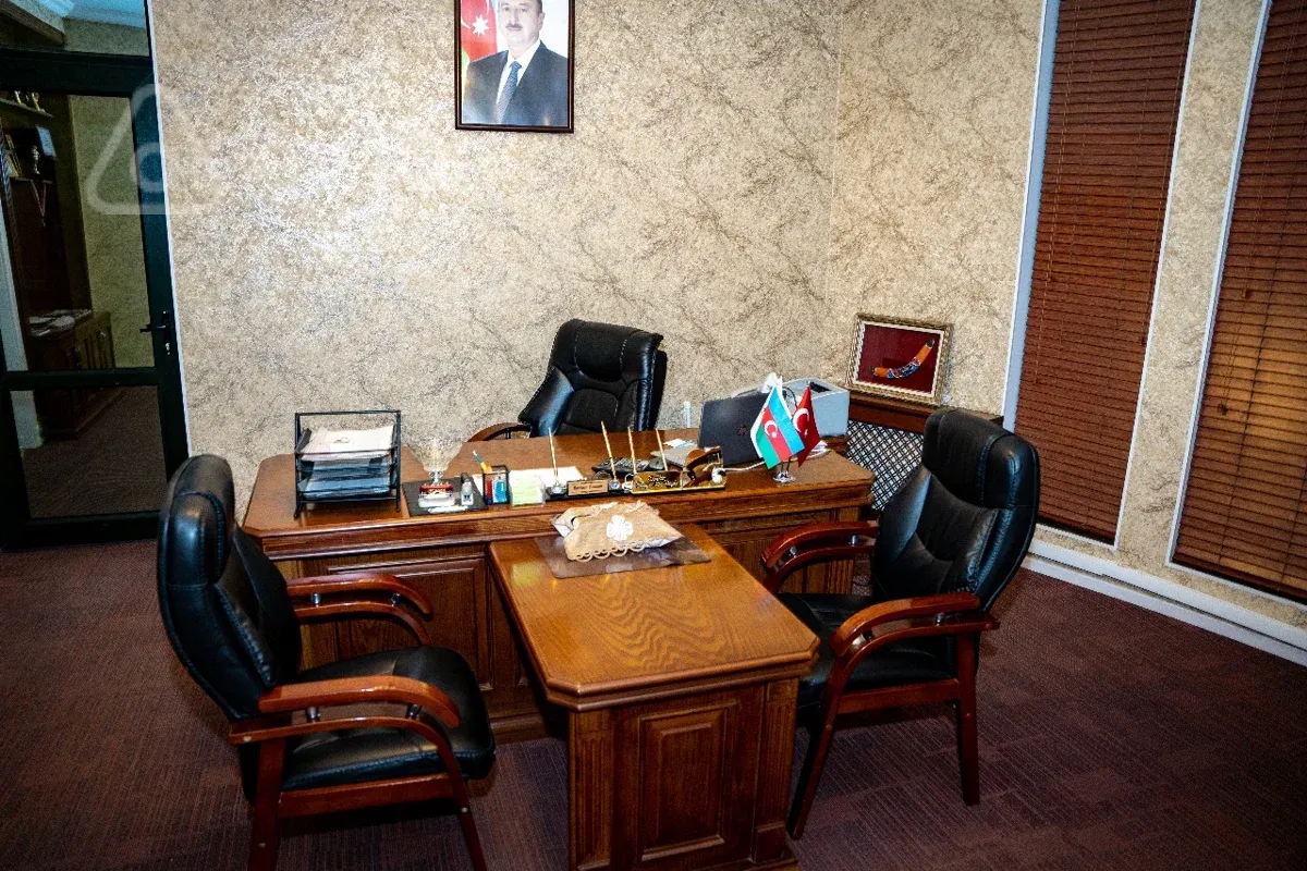 Kirayə verilir 10 otaqlı ofis 522 m²