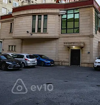 Kirayə verilir 10 otaqlı ofis 522 m² — Bakı, Nərimanov 10 otaq 522.00 m²