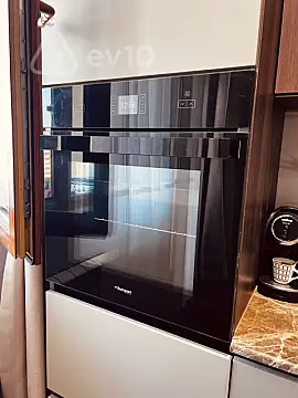 Satılır 3 otaqlı yeni tikili 160 m²