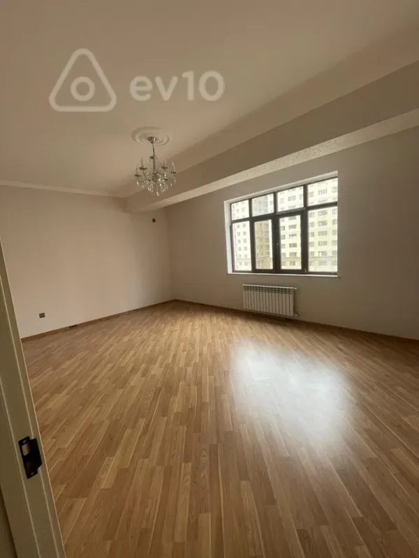 Kirayə verilir 3 otaqlı yeni tikili 120 m²