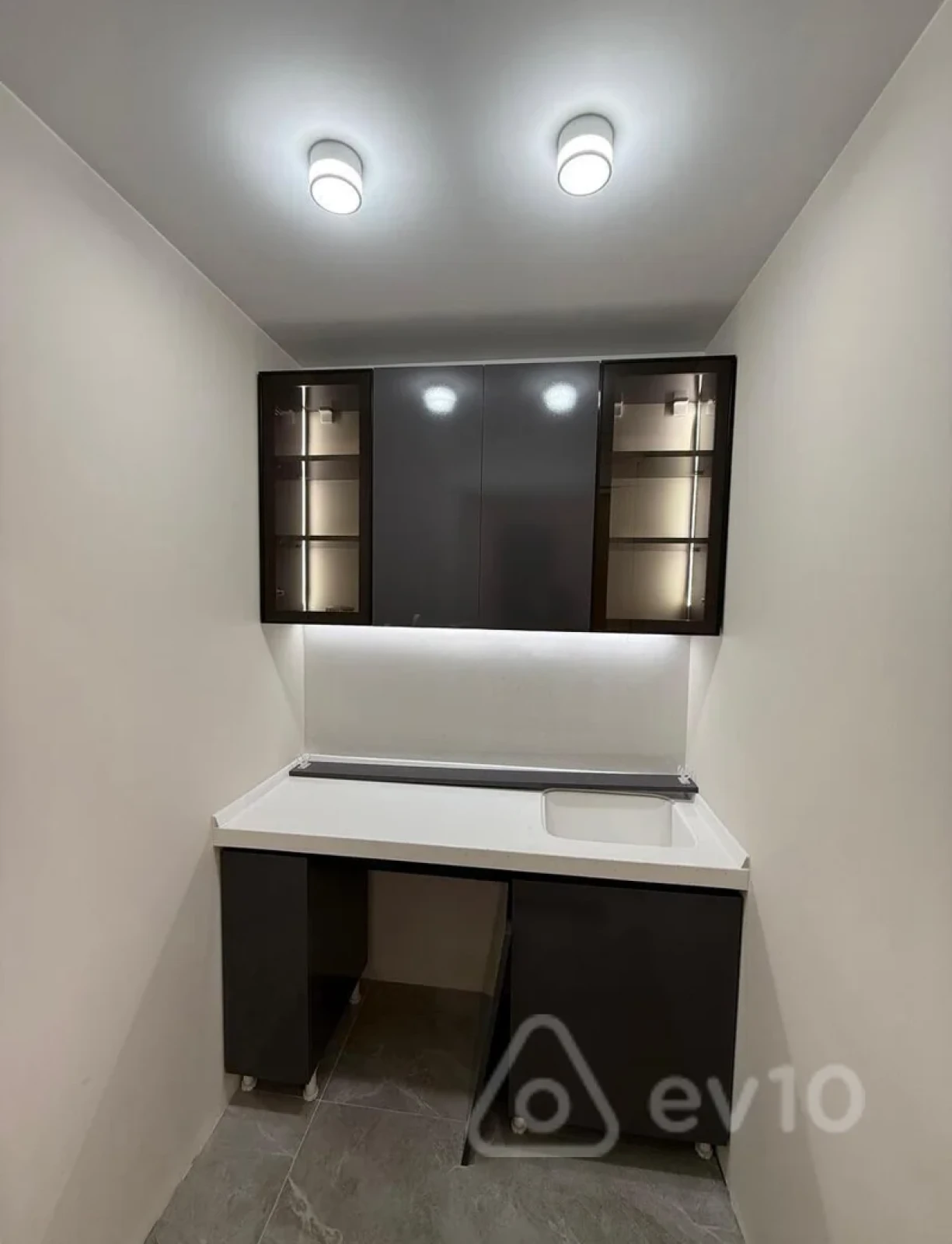 Satılır 4 otaqlı yeni tikili 189 m²