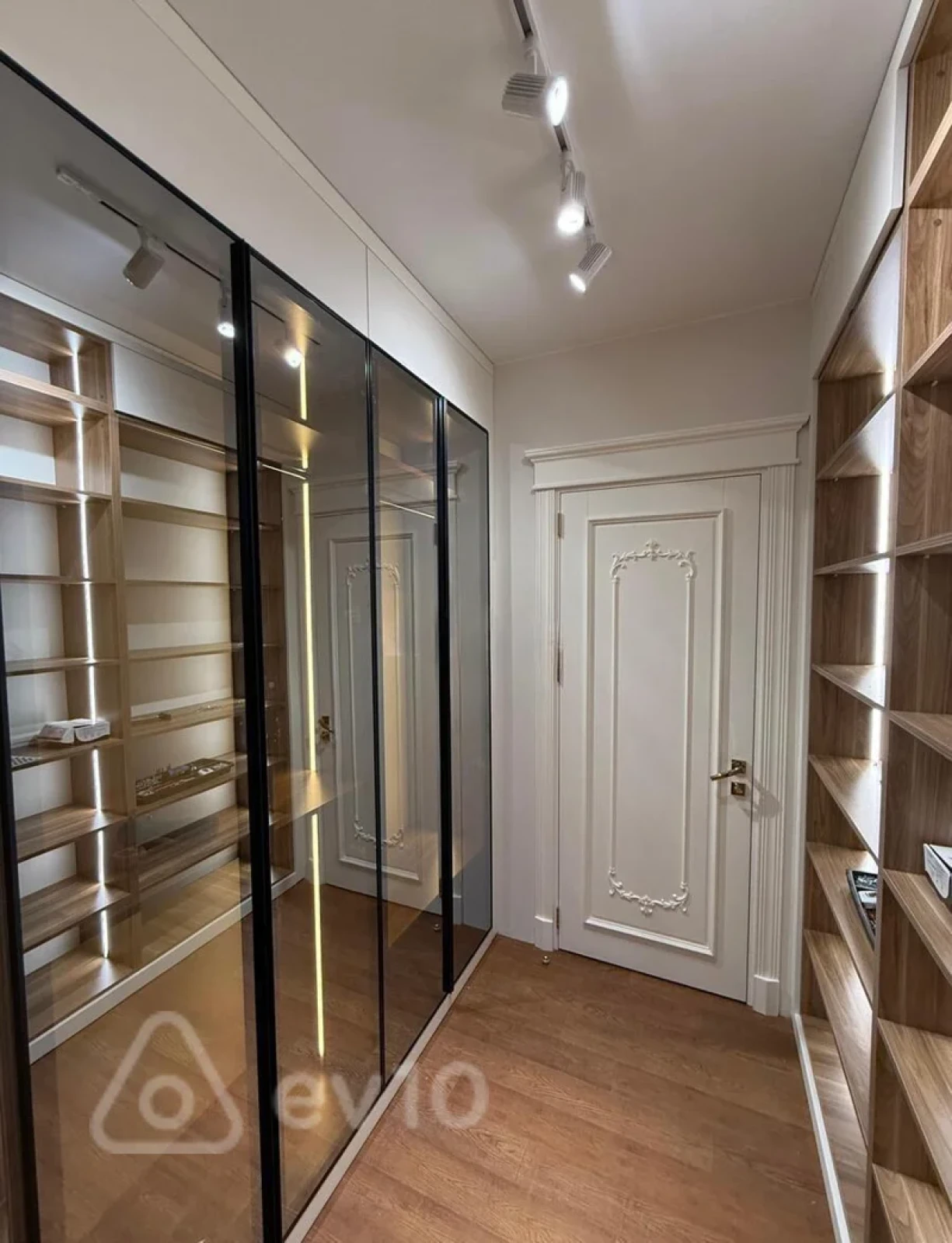 Satılır 4 otaqlı yeni tikili 189 m²