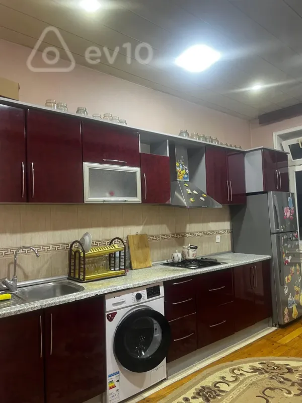 Kirayə verilir 2 otaqlı yeni tikili 250 m²