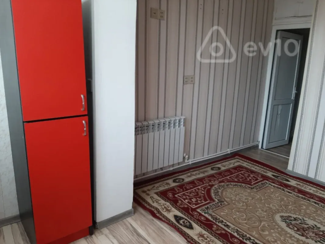 Kirayə verilir 1 otaqlı köhnə tikili 60 m²