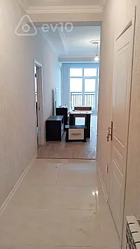 Kirayə verilir 2 otaqlı yeni tikili 45 m²