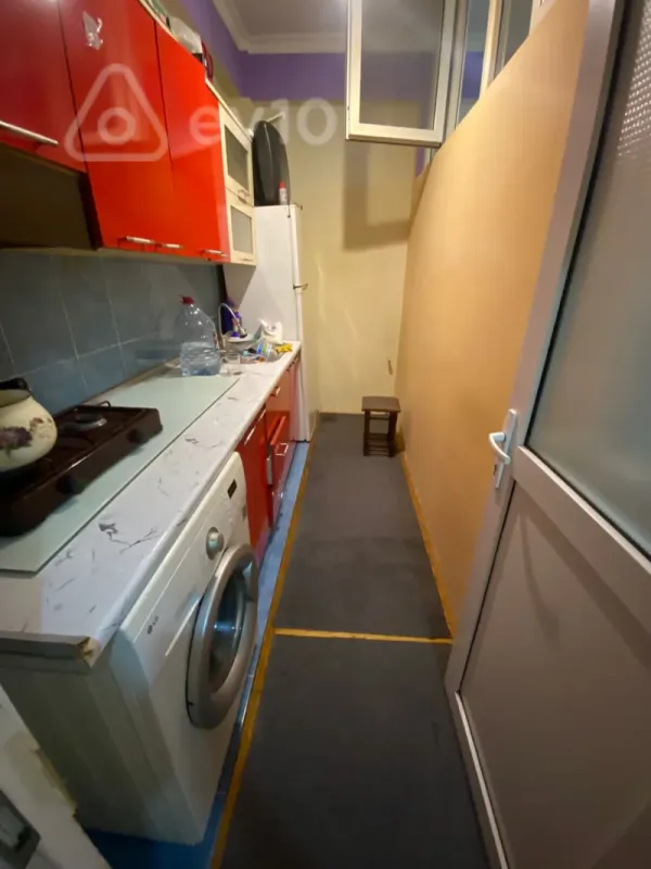 Kirayə verilir 2 otaqlı yeni tikili 48 m²