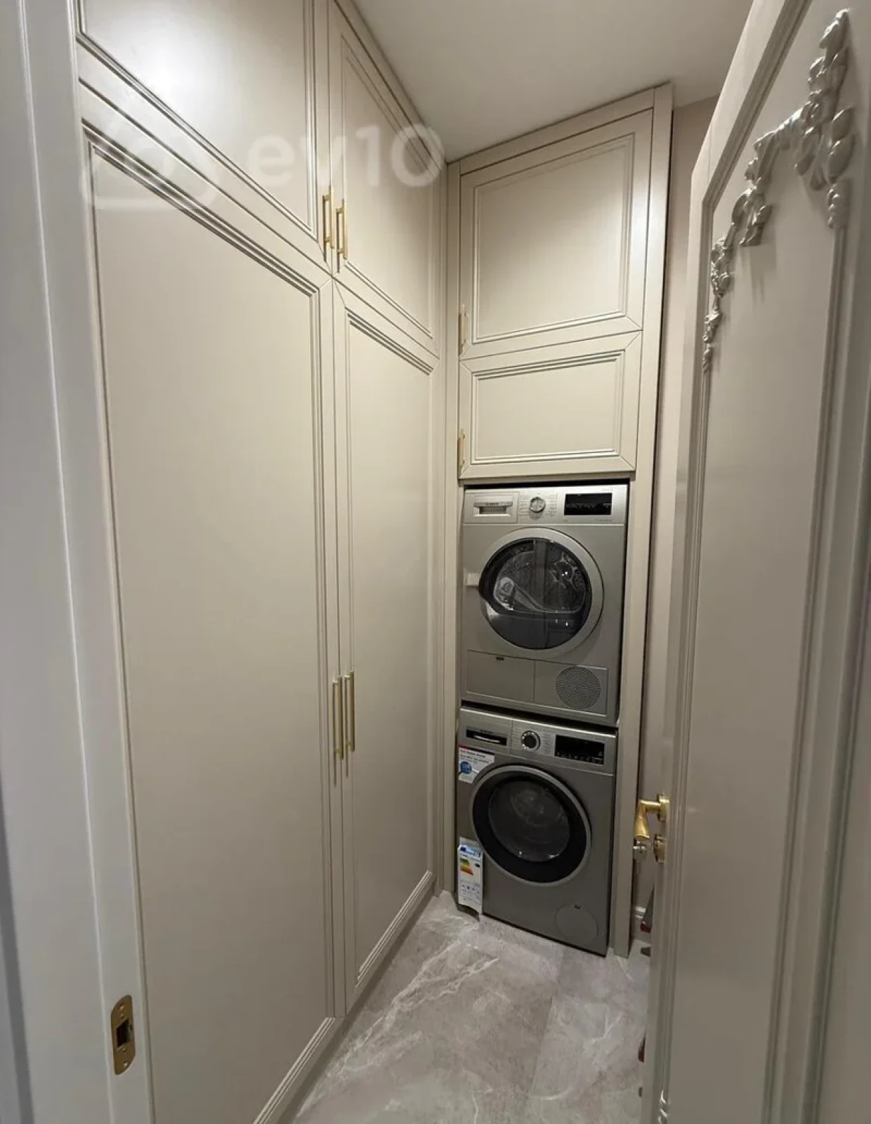 Satılır 4 otaqlı yeni tikili 240 m²