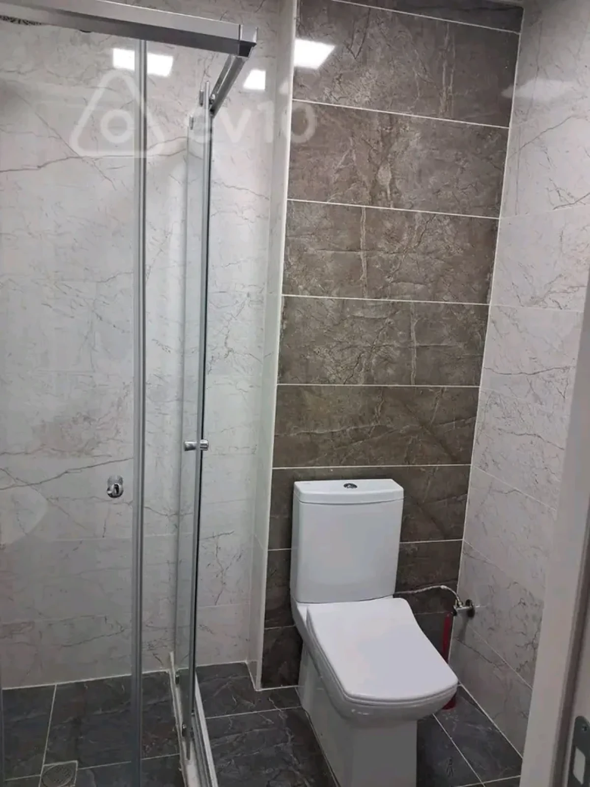 Kirayə verilir 2 otaqlı yeni tikili 55 m²