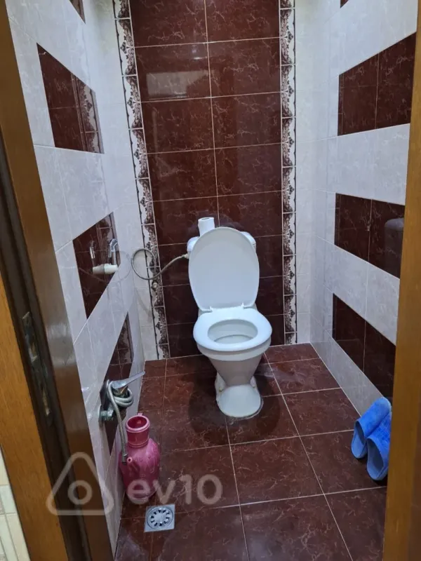 Kirayə verilir 2 otaqlı yeni tikili 80 m²