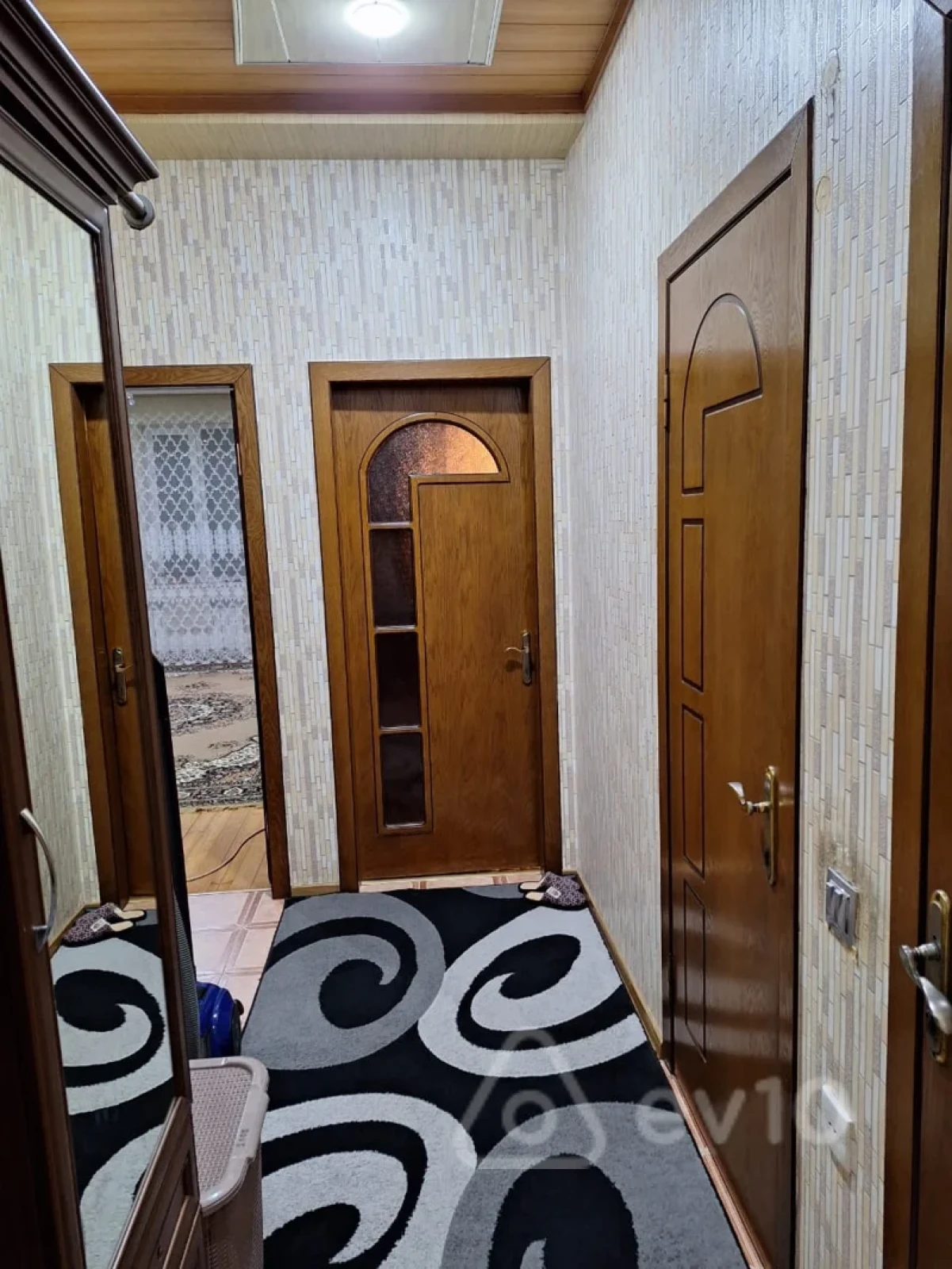 Kirayə verilir 2 otaqlı yeni tikili 80 m²