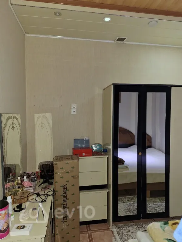 Kirayə verilir 2 otaqlı yeni tikili 80 m²