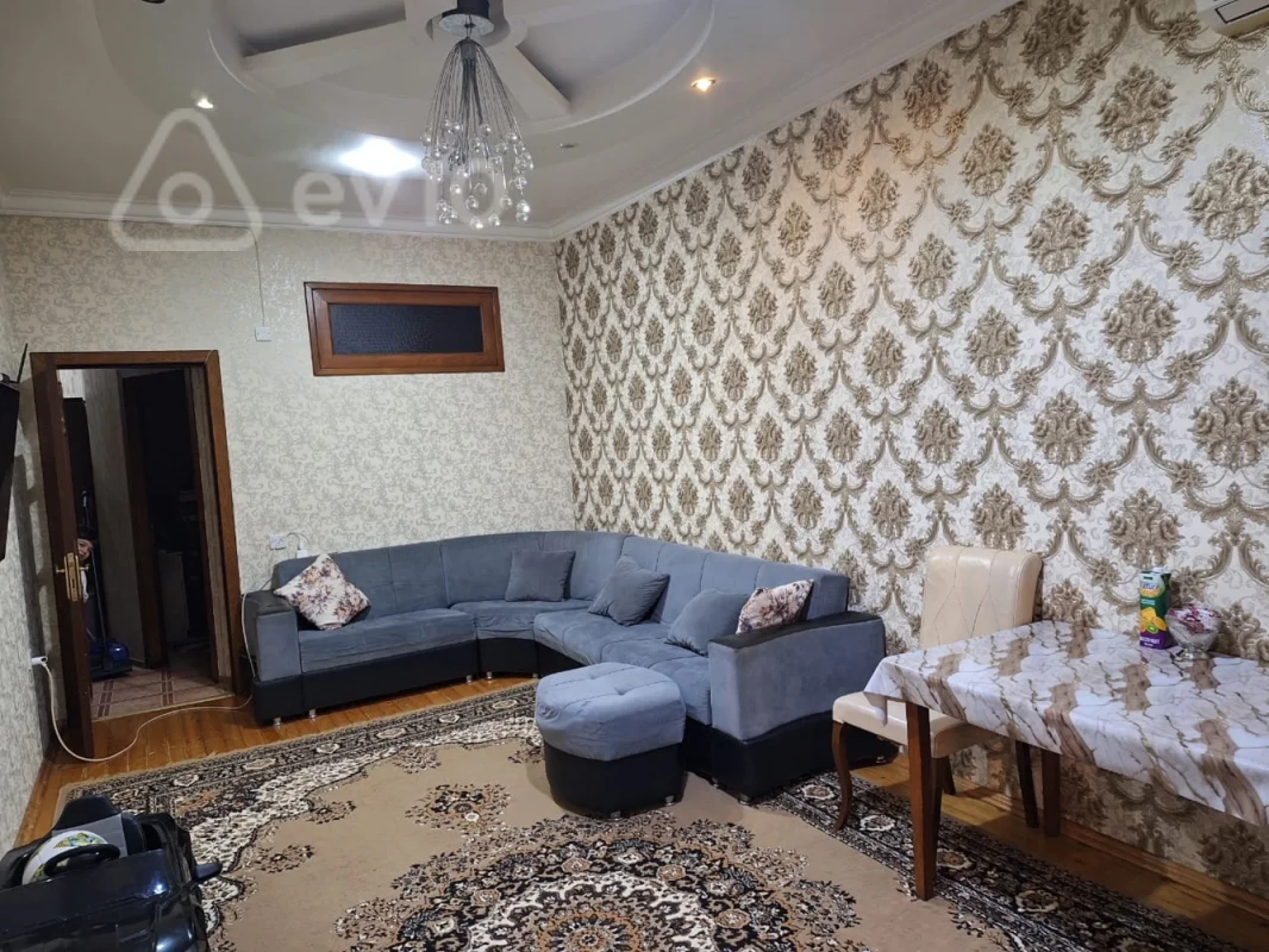 Kirayə verilir 2 otaqlı yeni tikili 80 m²