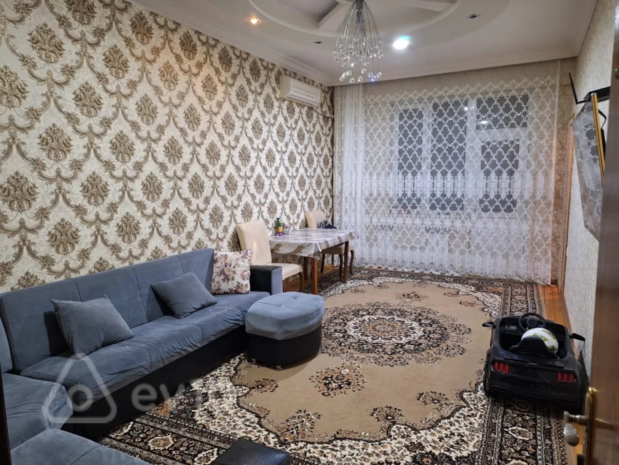 Kirayə verilir 2 otaqlı yeni tikili 80 m²