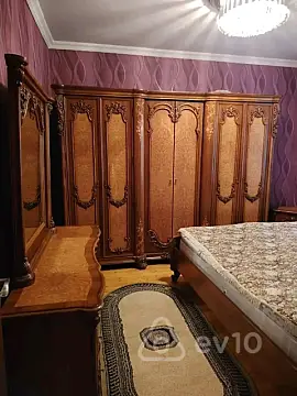Kirayə verilir 2 otaqlı həyət evi 80 m²