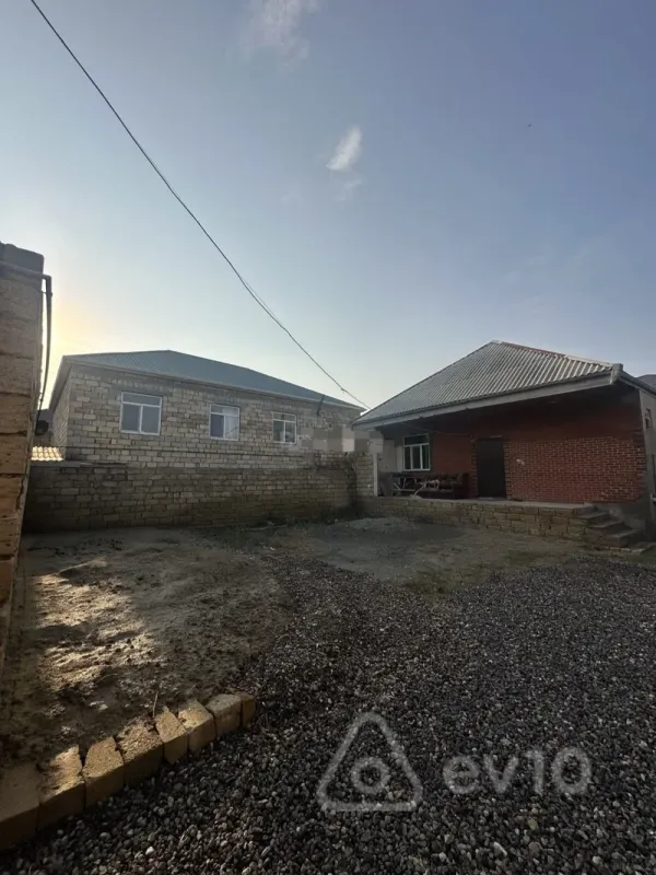 Kirayə verilir 3 otaqlı həyət evi 121 m²