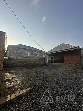 Kirayə verilir 3 otaqlı həyət evi 121 m²