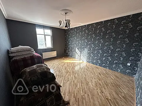 Kirayə verilir 3 otaqlı həyət evi 121 m²