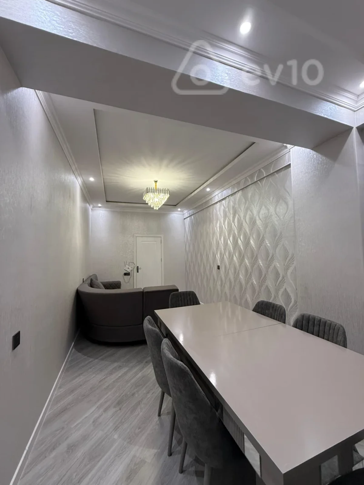 Kirayə verilir 3 otaqlı yeni tikili 95 m²